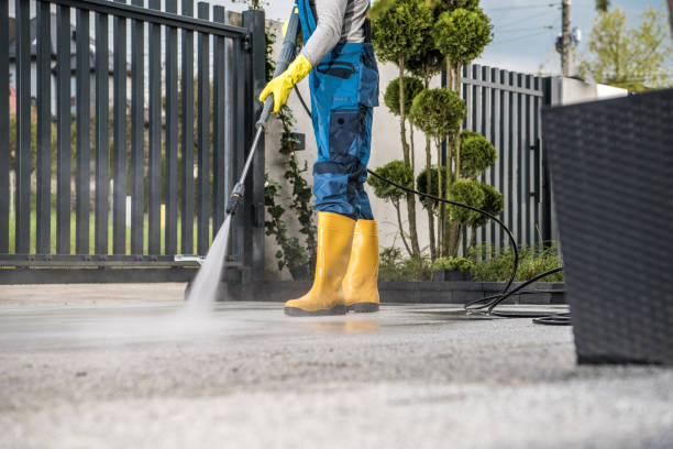 Why Choose Our Certified Pressure Washing Experts for Your Project Needs in Bellemont, AZ?